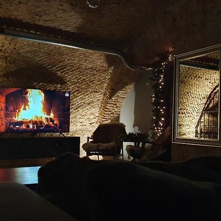 Unique Old Town Apartment Vilnius Bagian luar foto