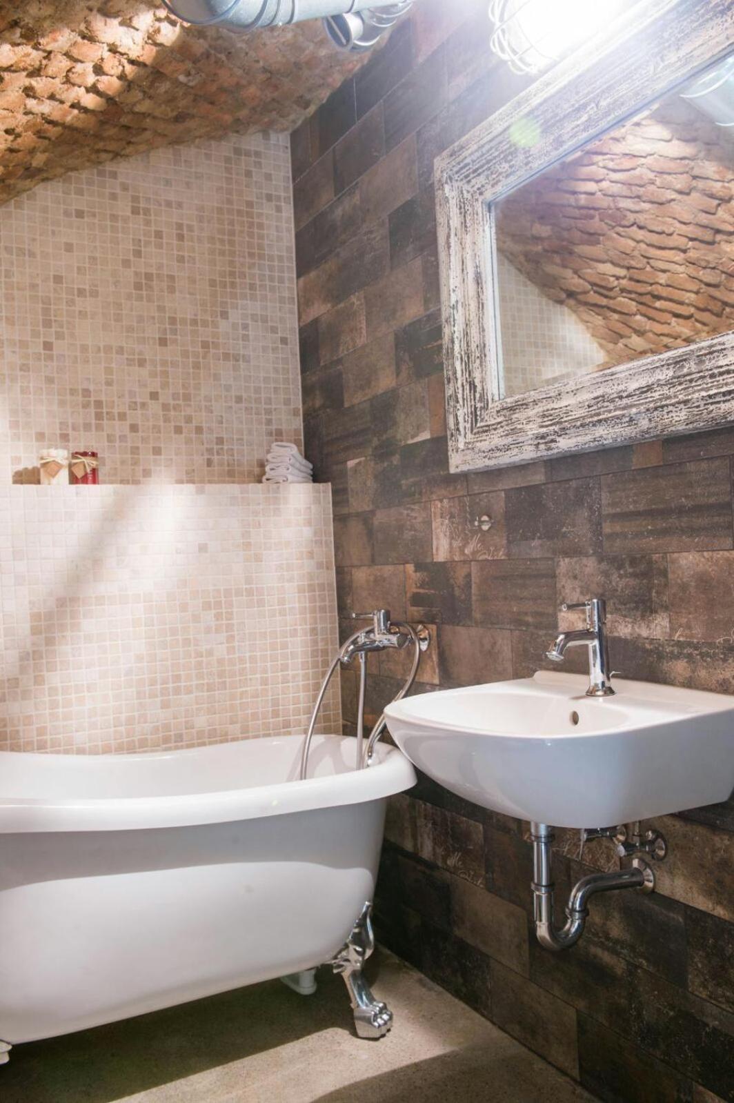 Unique Old Town Apartment Vilnius Bagian luar foto